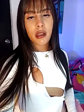 LittleEmmaa online show from 02.03.26