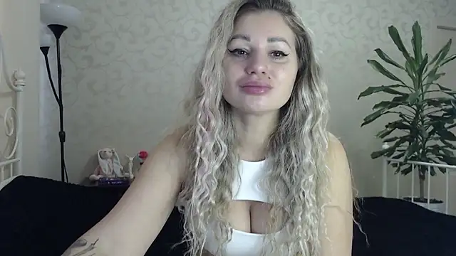 ShyEvaa online show from 09.21.25