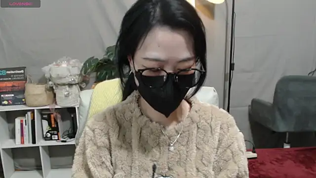  minji bae online show from 01.16.25