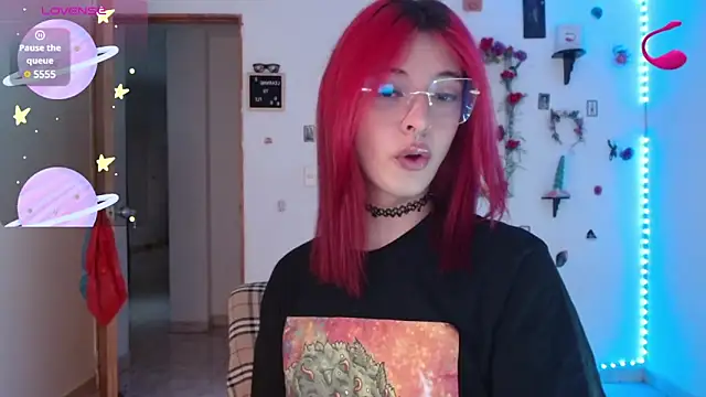 Snapshot of _GalyaX_ chatting on 12.26.24 GalyaX online show from 12.26.24