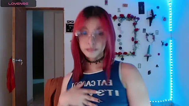 Snapshot of _GalyaX_ chatting on 01.22.25 GalyaX online show from 01.22.25