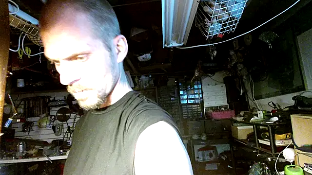 mrwinsalot88 online show from 10.17.25