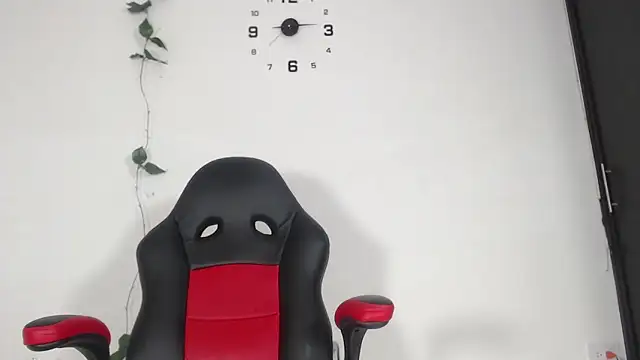 Snapshot of evelin_999_ chatting on 01.30.25 evelin 999 online show from 01.30.25