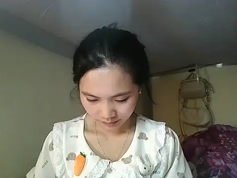 Snapshot of Be-MyMy chatting on 03.30.26 Be-MyMy online show from 03.30.26