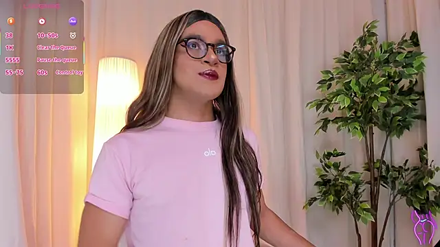 Snapshot of vitta_alfayed chatting on 02.25.25 vitta alfayed online show from 02.25.25