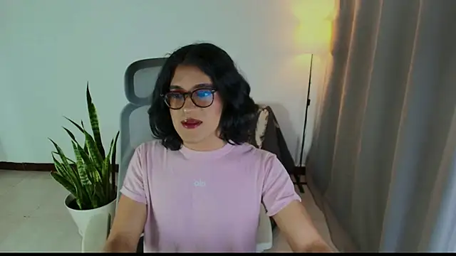 Snapshot of vitta_alfayed chatting on 01.06.26 vitta alfayed online show from 01.06.26