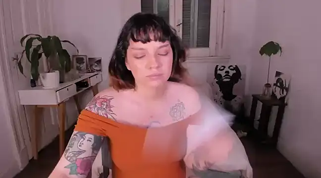 Snapshot of sophia_goth chatting on 02.11.25 sophia goth online show from 02.11.25