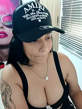 marta201 alfaro online show from 11.13.25