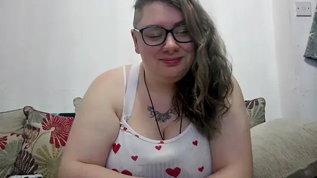 Bustycurves online show from 01.11.26