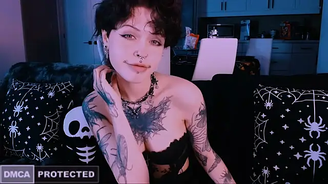 NaughtyLittleFox online show from 01.14.26