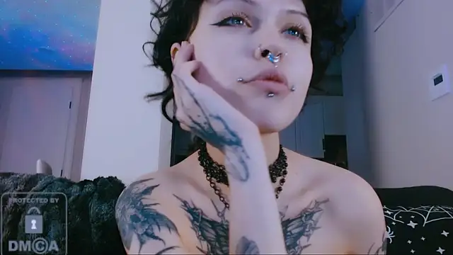 NaughtyLittleFox online show from 07.11.26