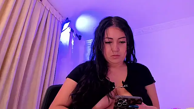 Snapshot of shanel_taylor chatting on 03.05.25 shanel taylor online show from 03.05.25