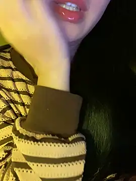 minmin2kk5 online show from 12.18.25