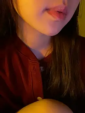 minmin2kk5 online show from 02.28.26