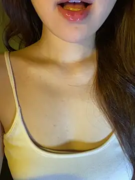 minmin2kk5 online show from 05.18.26