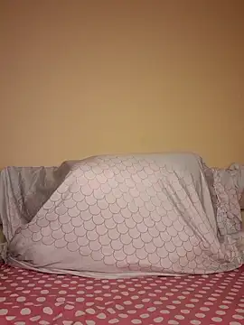 Freya 004 online show from 10.04.25