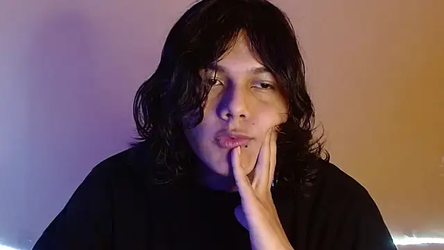 Snapshot of daiki_sx chatting on 12.02.24 daiki sx online show from 12.02.24