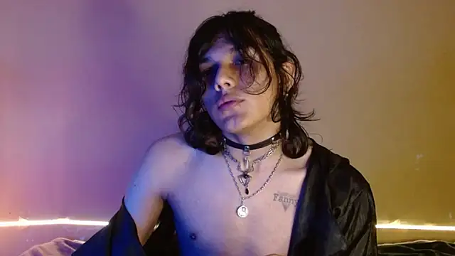 Snapshot of daiki_sx chatting on 12.10.24 daiki sx online show from 12.10.24