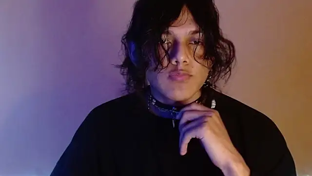 Snapshot of daiki_sx chatting on 12.13.24 daiki sx online show from 12.13.24