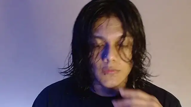 Snapshot of daiki_sx chatting on 01.01.25 daiki sx online show from 01.01.25