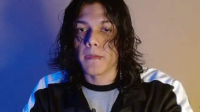 Snapshot of daiki_sx chatting on 01.07.25 daiki sx online show from 01.07.25