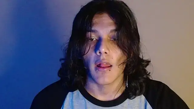 Snapshot of daiki_sx chatting on 01.17.25 daiki sx online show from 01.17.25