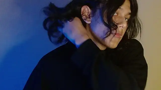 Snapshot of daiki_sx chatting on 02.04.25 daiki sx online show from 02.04.25