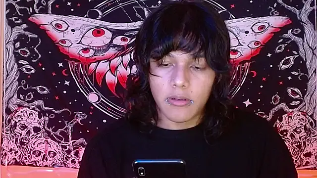 Snapshot of daiki_sx chatting on 02.21.25 daiki sx online show from 02.21.25