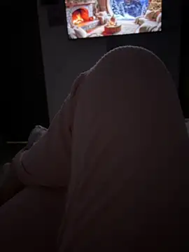 Anaswan online show from 12.25.24