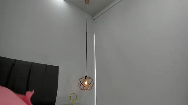 Snapshot of Cherllynn chatting on 02.07.25 Cherllynn online show from 02.07.25