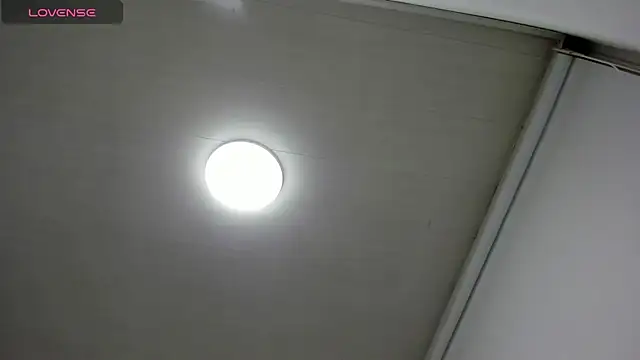 Snapshot of Cherllynn chatting on 11.24.25 Cherllynn online show from 11.24.25