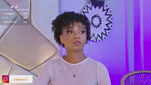 Nahomi King online show from 02.12.25