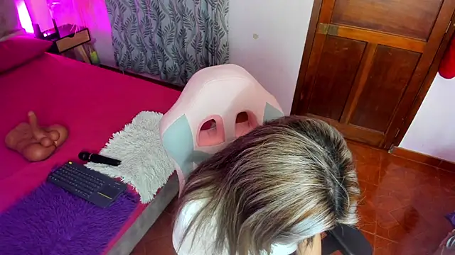 Yelena mutiz online show from 12.30.24