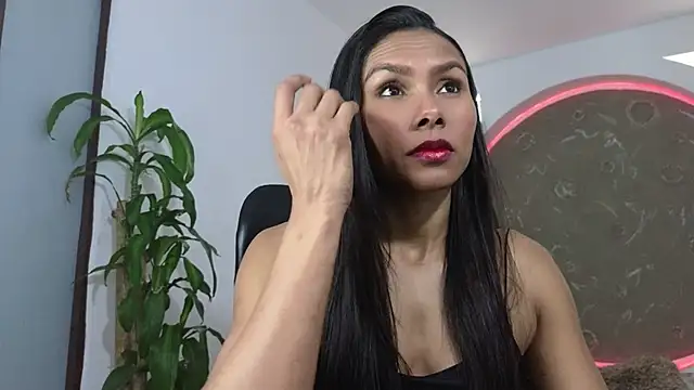 Tatianabr 01 online show from 12.03.25