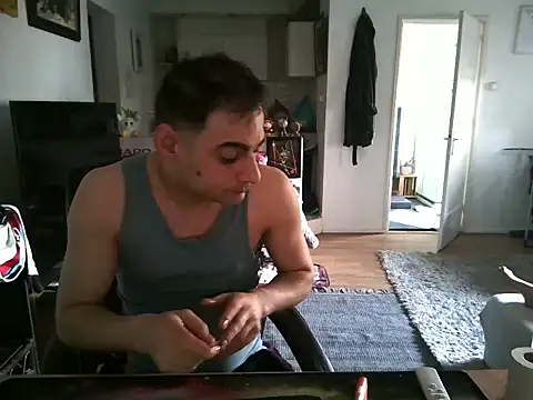 Snapshot of mihaimichael chatting on 03.22.25 mihaimichael online show from 03.22.25