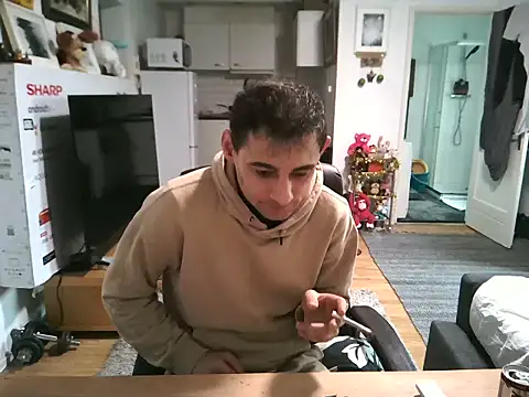 Snapshot of mihaimichael chatting on 10.27.25 mihaimichael online show from 10.27.25