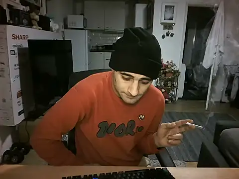 Snapshot of mihaimichael chatting on 11.16.25 mihaimichael online show from 11.16.25