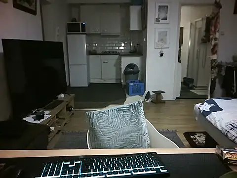 Snapshot of mihaimichael chatting on 03.26.26 mihaimichael online show from 03.26.26