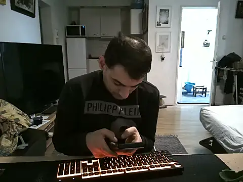 Snapshot of mihaimichael chatting on 03.29.26 mihaimichael online show from 03.29.26