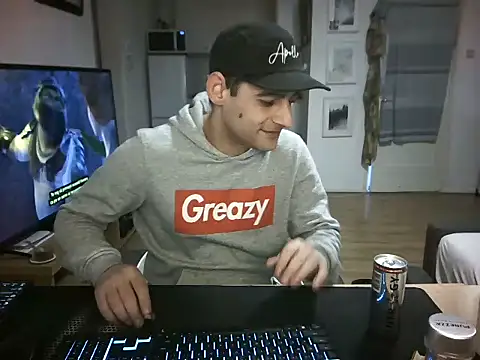 Snapshot of mihaimichael chatting on 04.26.26 mihaimichael online show from 04.26.26