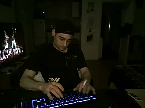 Snapshot of mihaimichael chatting on 05.20.26 mihaimichael online show from 05.20.26