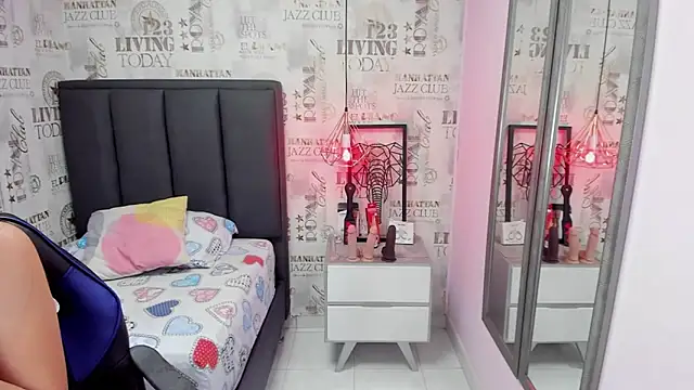 mileyerikson online show from 03.18.25