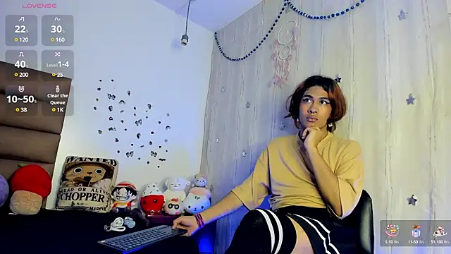 Snapshot of Samuel_Matthew chatting on 01.08.25 Samuel Matthew online show from 01.08.25