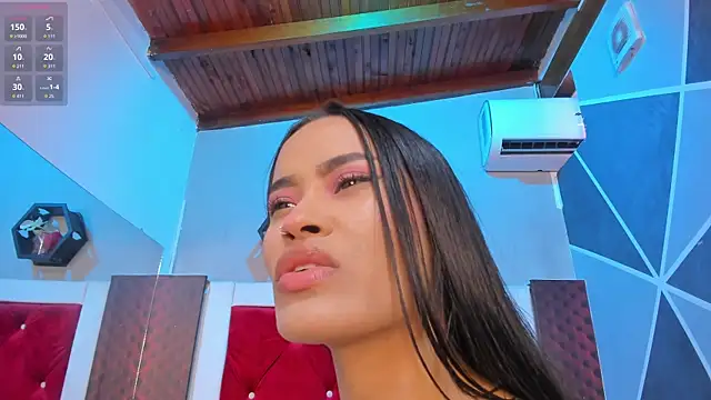 Karoll014 online show from 09.30.25