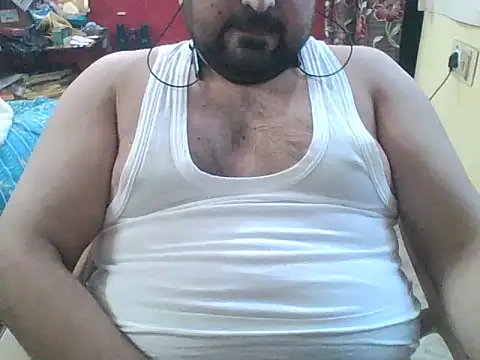 ARYANAVAILABLE online show from 01.06.26