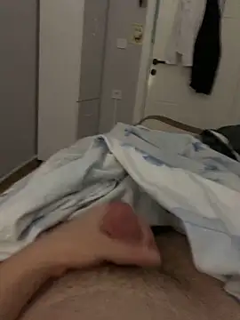 Snapshot of Erenn34 chatting on 09.19.25 Erenn34 online show from 09.19.25