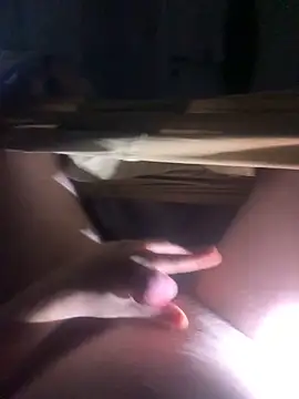 Snapshot of Erenn34 chatting on 09.25.25 Erenn34 online show from 09.25.25