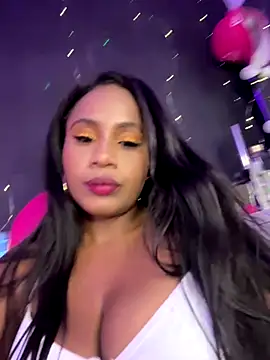 AlisonHoot69 online show from 10.06.25