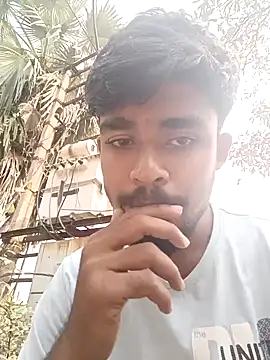 Snapshot of indianKrish2 chatting on 02.12.25 indianKrish2 online show from 02.12.25