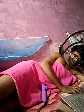 Snapshot of indianKrish2 chatting on 03.11.25 indianKrish2 online show from 03.11.25